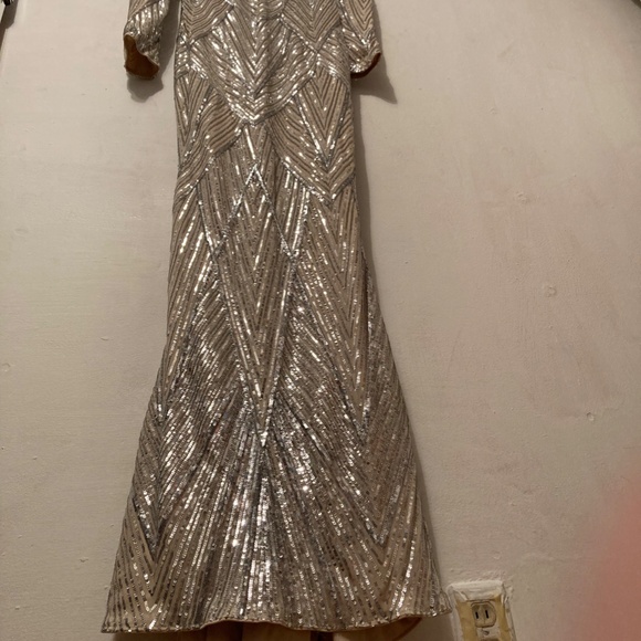 Love&Lemonade Silver Sequin Mermaid maxi formal gown in sz 10/12 - Picture 6 of 12
